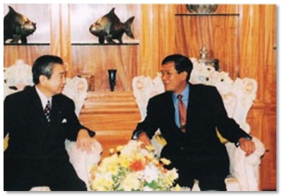 カンボジア フン・セン首相